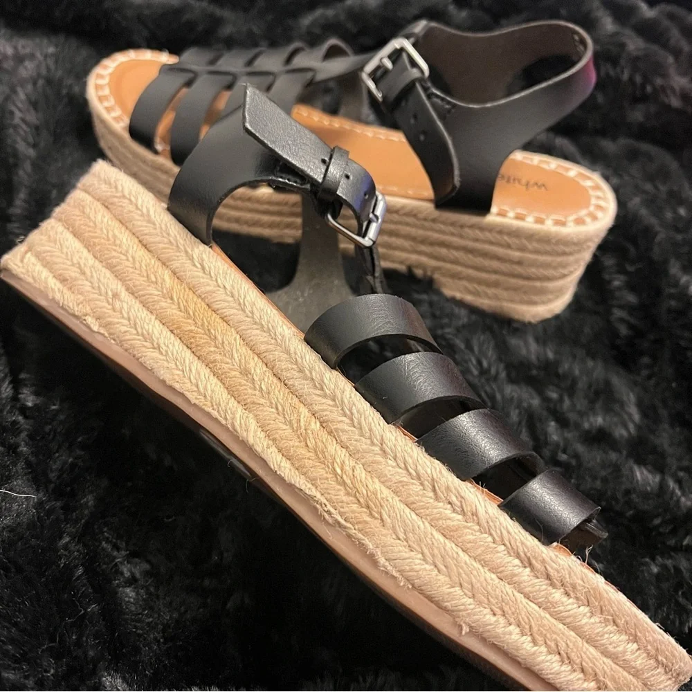 White Mountain Padrig Black Strappy Sandals – Size 9M – Great Condition